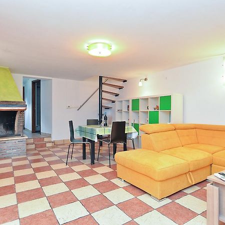 Apartments Dragica 929 Fazana Exterior photo