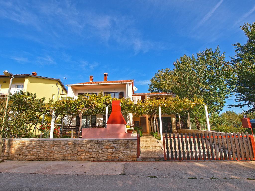 Apartments Dragica 929 Fazana Exterior photo