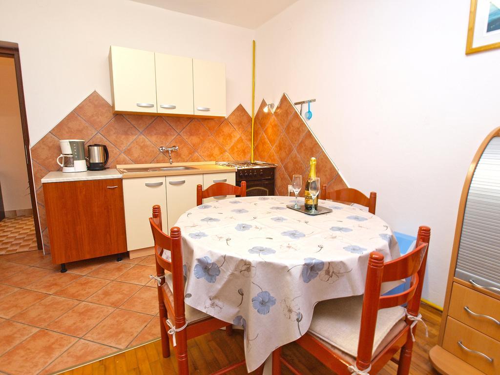 Apartments Dragica 929 Fazana Exterior photo