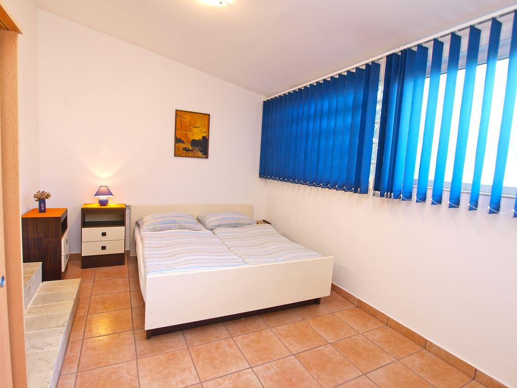 Apartments Dragica 929 Fazana Exterior photo