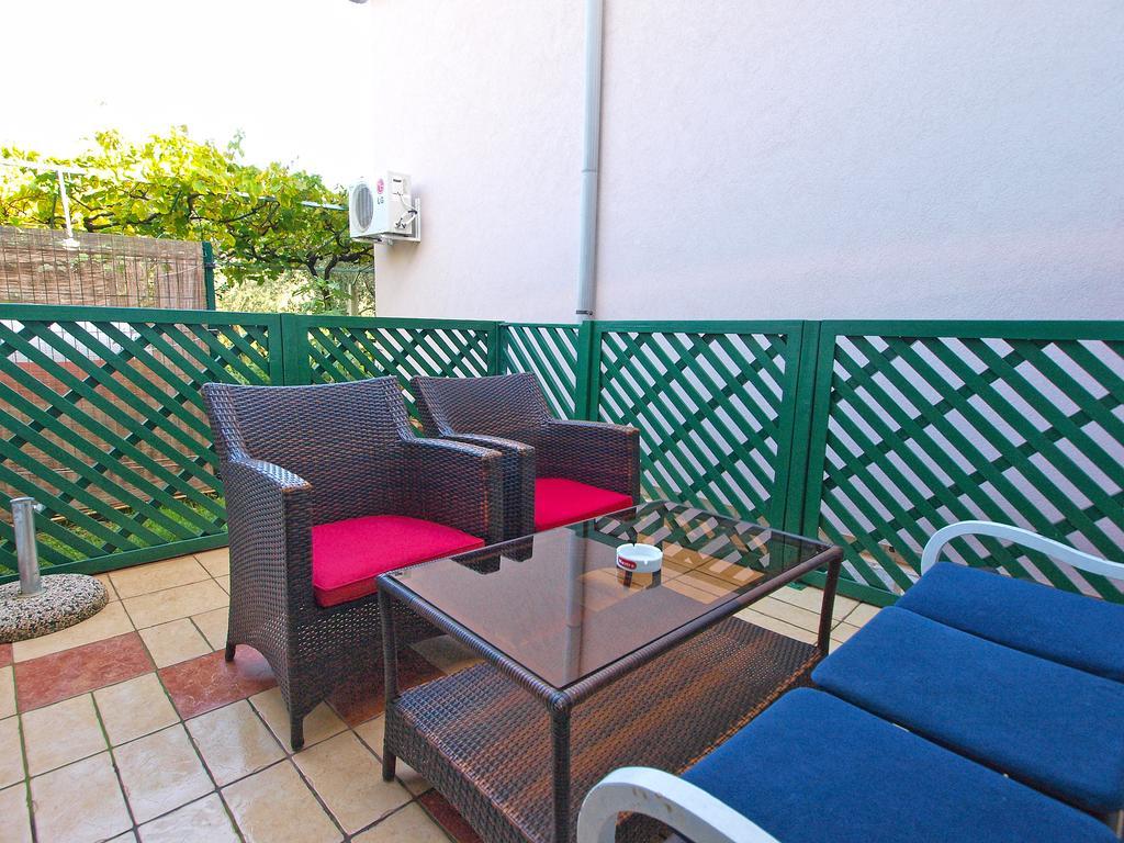 Apartments Dragica 929 Fazana Exterior photo
