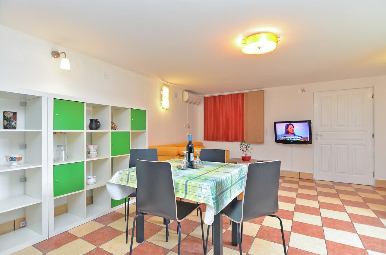 Apartments Dragica 929 Fazana Exterior photo