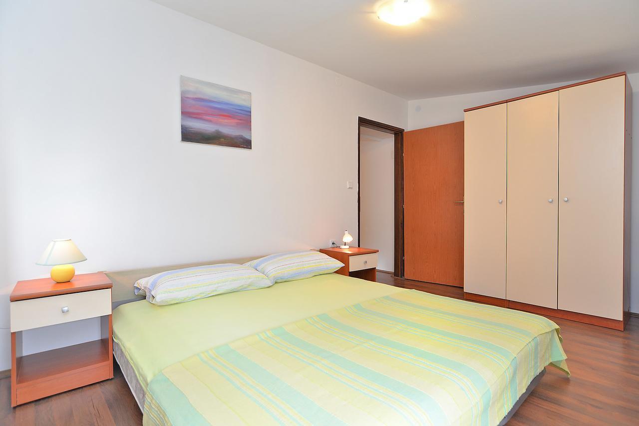 Apartments Dragica 929 Fazana Exterior photo
