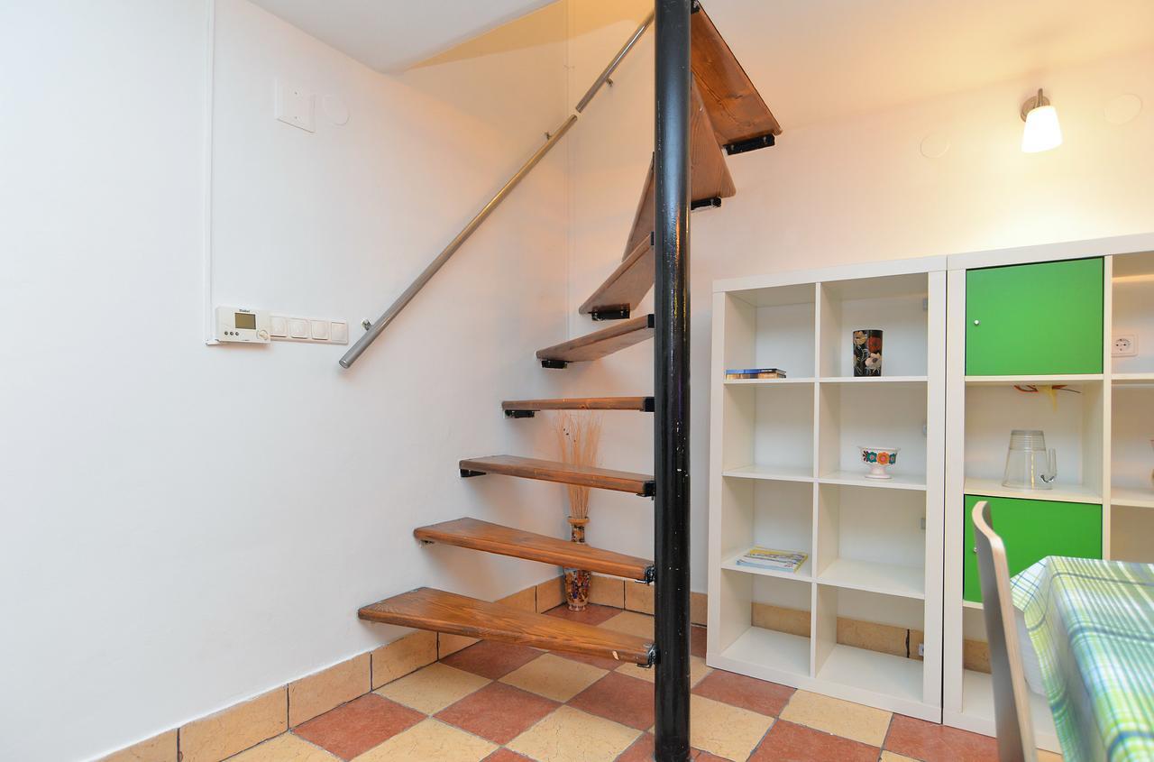 Apartments Dragica 929 Fazana Exterior photo