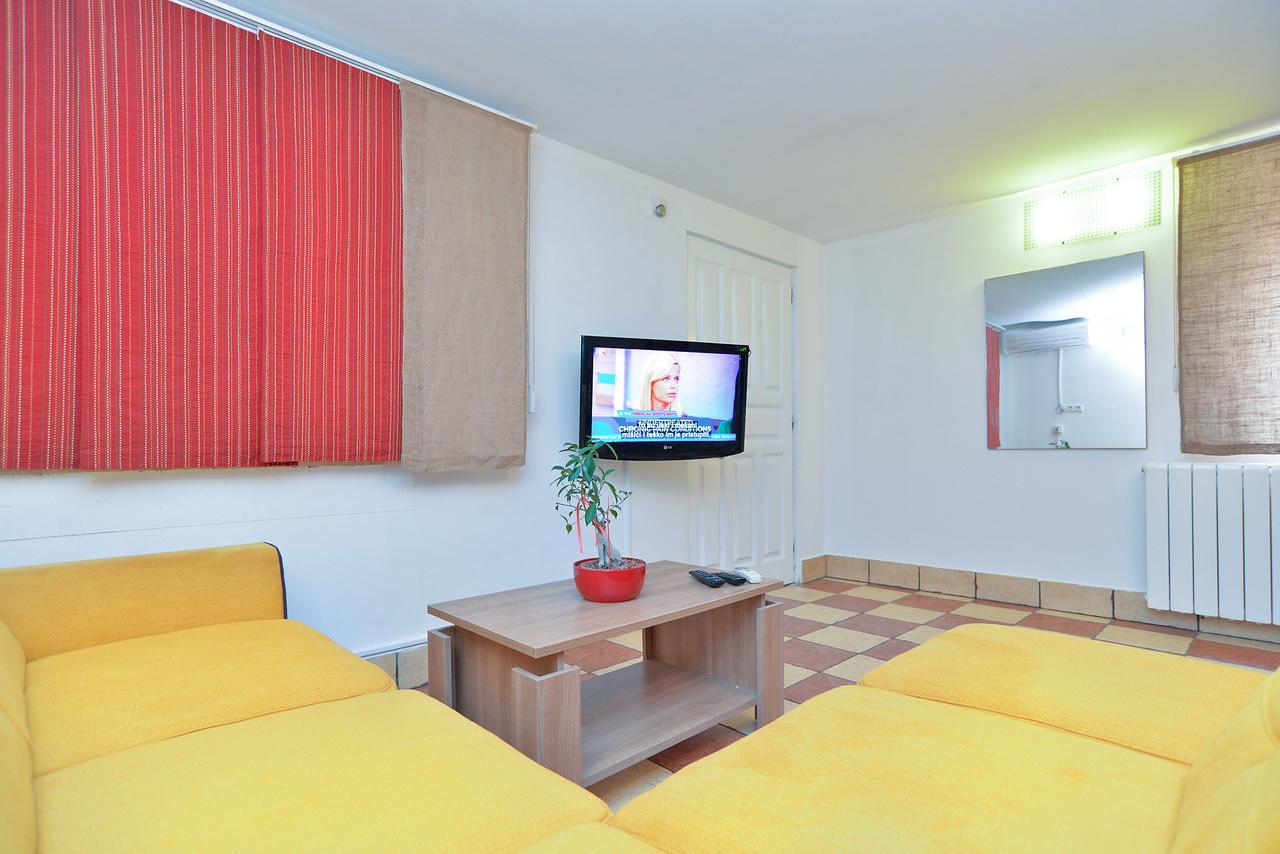 Apartments Dragica 929 Fazana Exterior photo